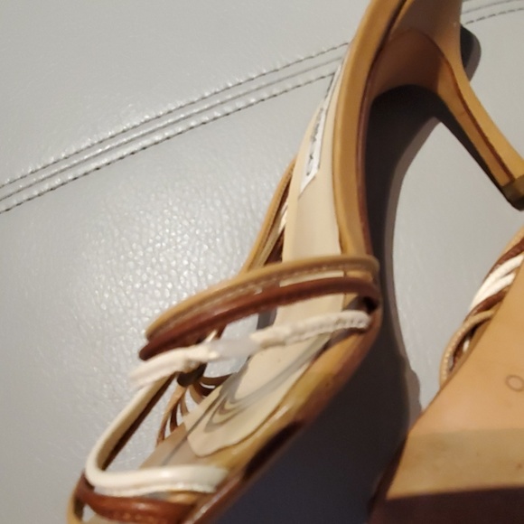 Jimmy Choo tan sandals - Picture 3 of 3